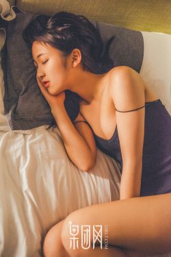 男生把大坤巴塞到女生的坤里